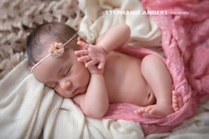 newborn photography miami girl pink blanket