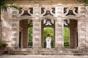 maternity photoshoot at vizcaya