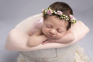 Three Reasons Why You Should Book a Newborn Photoshoot